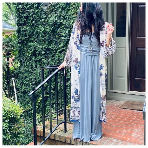 GORGEOUS LONG FLORAL PRINT KIMONO - Picture 8 of 10